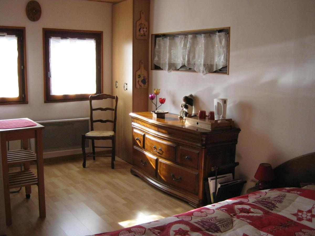 ブリアンソン Le Petit Randonneur Bed & Breakfast エクステリア 写真
